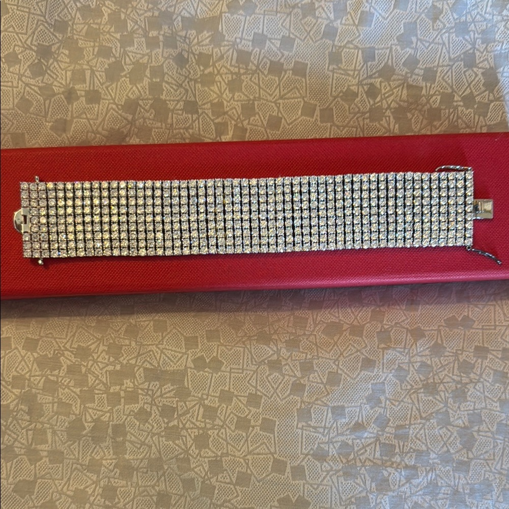 Timeless Silver Tennis Bracelet with Rhinestones